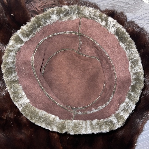 Fabulous fur/ Suède bucket hat main image 5